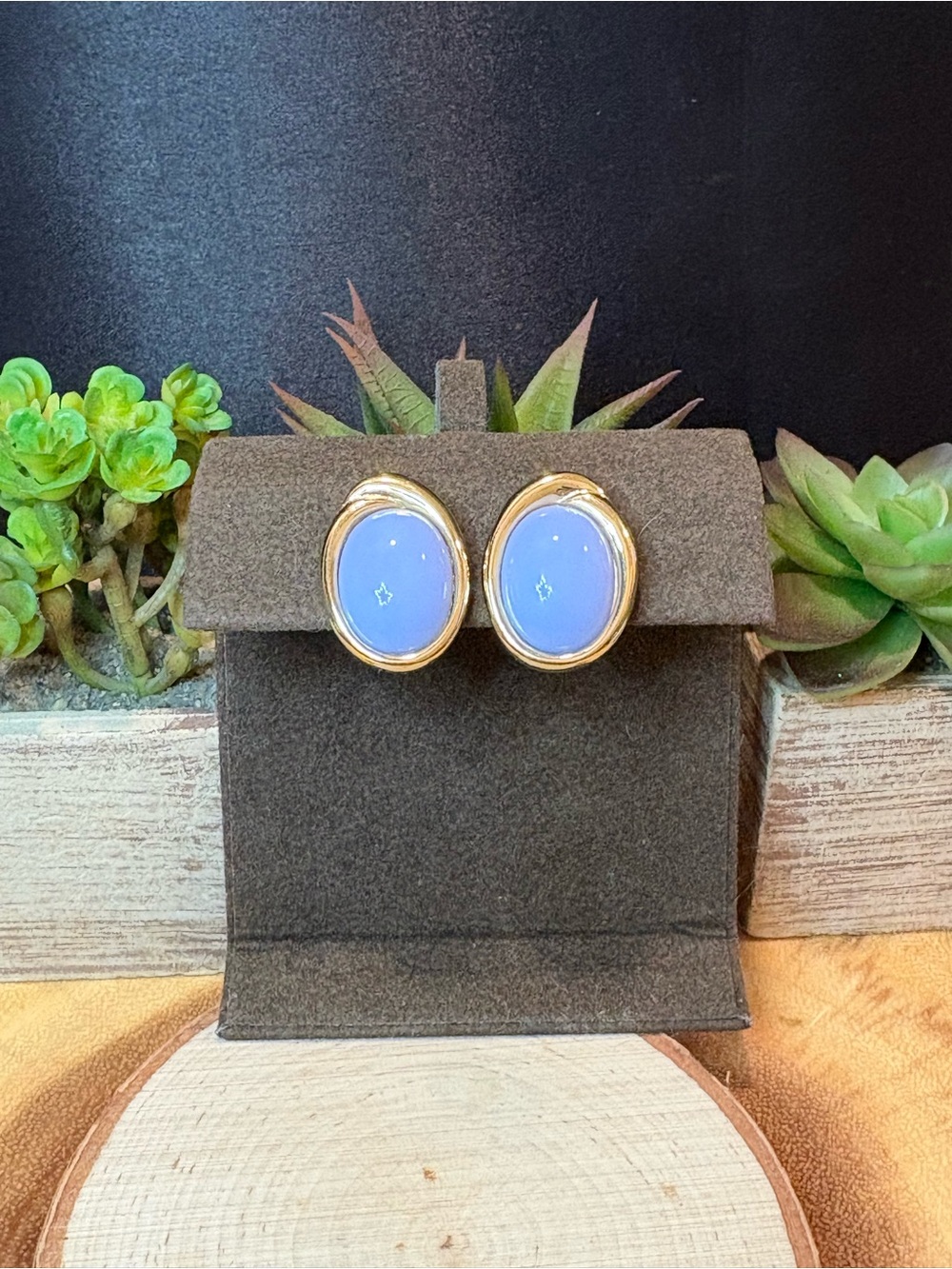 Trifari Gold-Trim Lavender Oval Earrings ✨